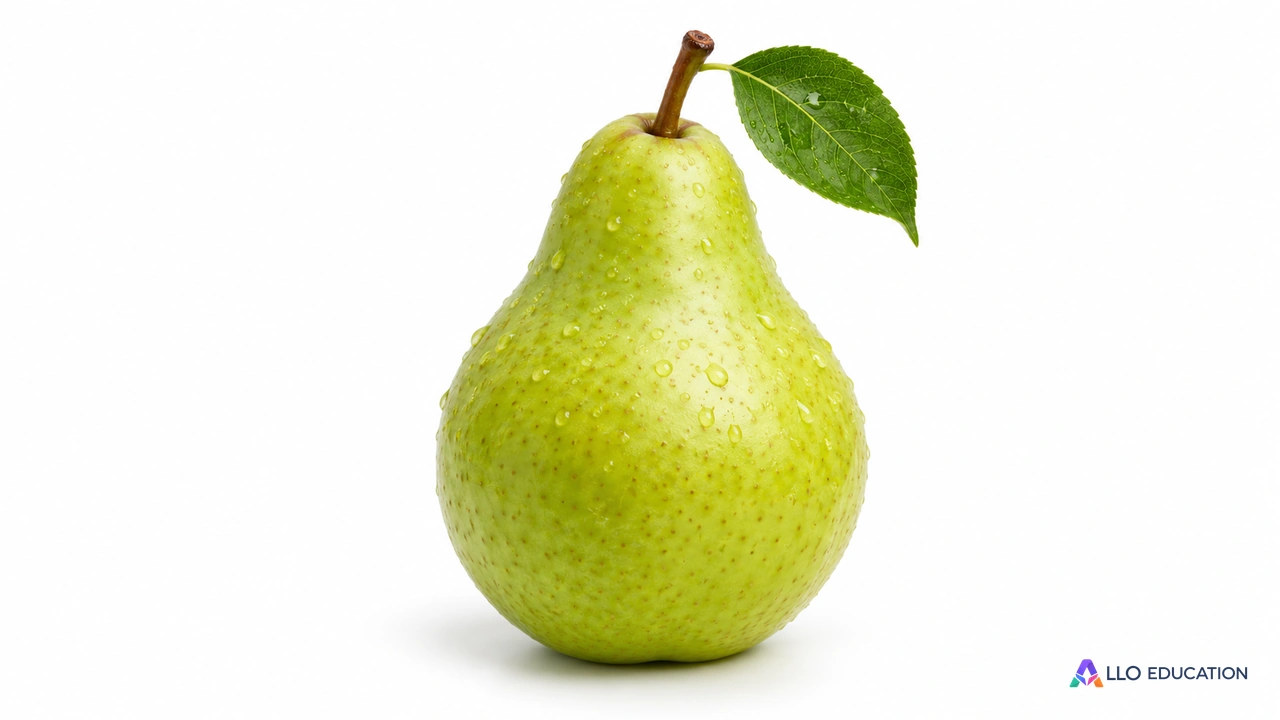 Une poire verte avec une feuille, isolée sans prix ni mesure.